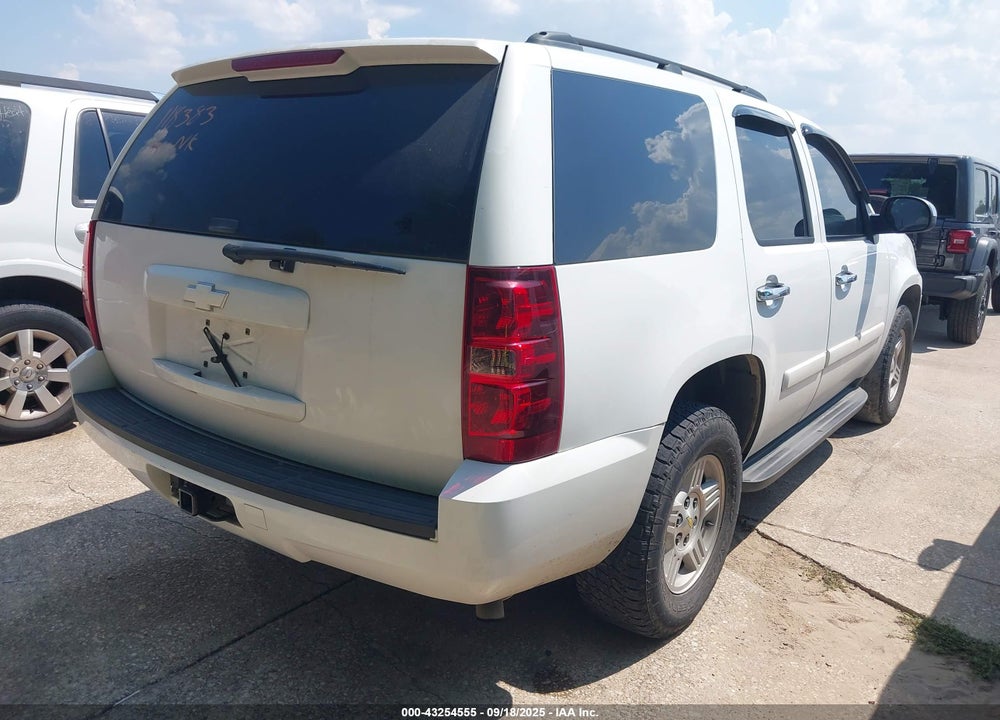 2008 CHEVROLET TAHOE LS VIN: 1GNFC13C08R118383