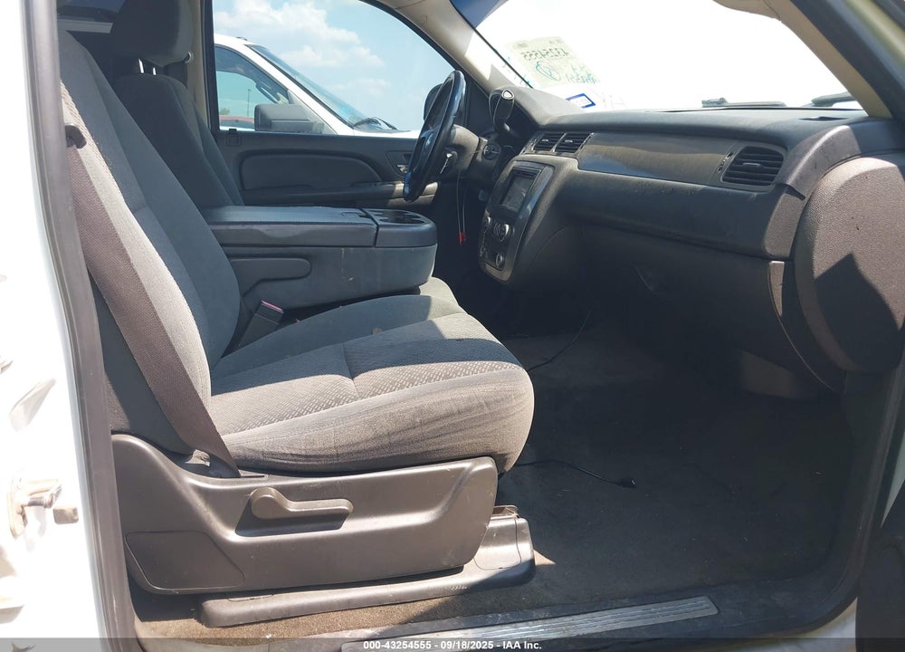 2008 CHEVROLET TAHOE LS VIN: 1GNFC13C08R118383