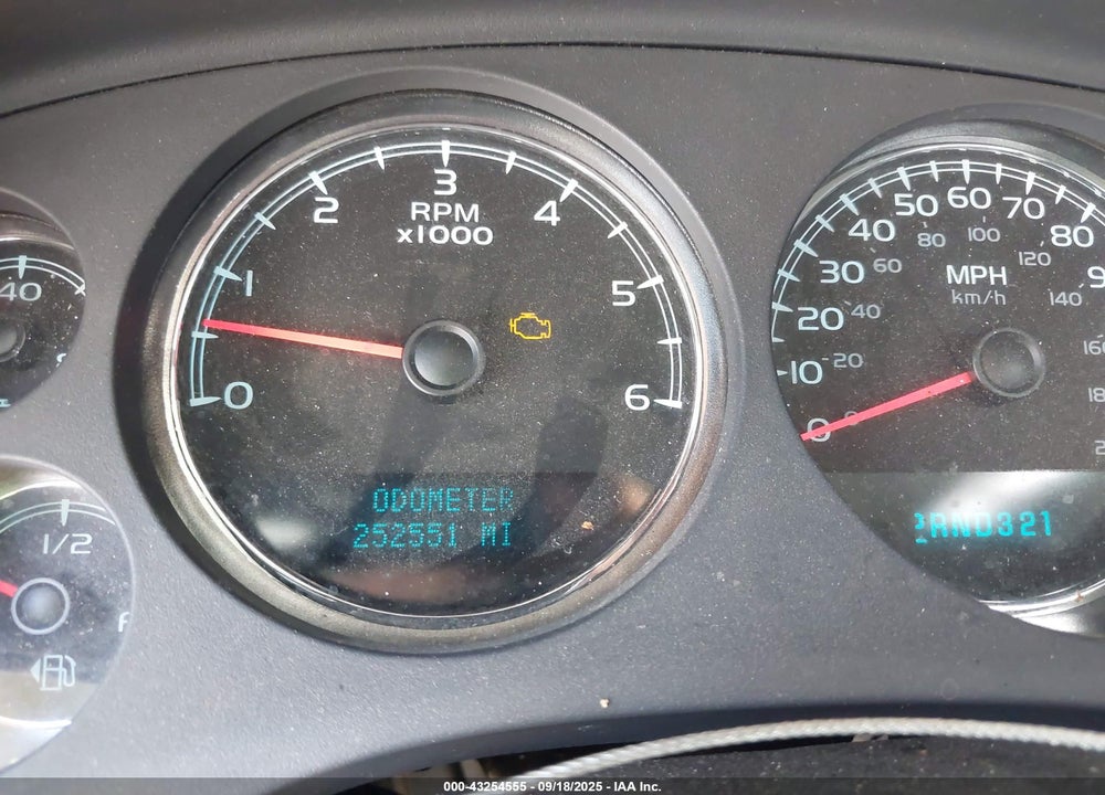 2008 CHEVROLET TAHOE LS VIN: 1GNFC13C08R118383