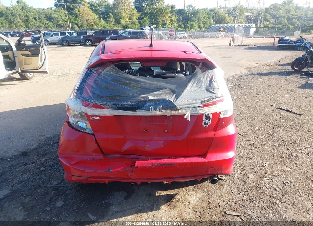 2012 HONDA FIT VIN: JHMGE8H53CC000915