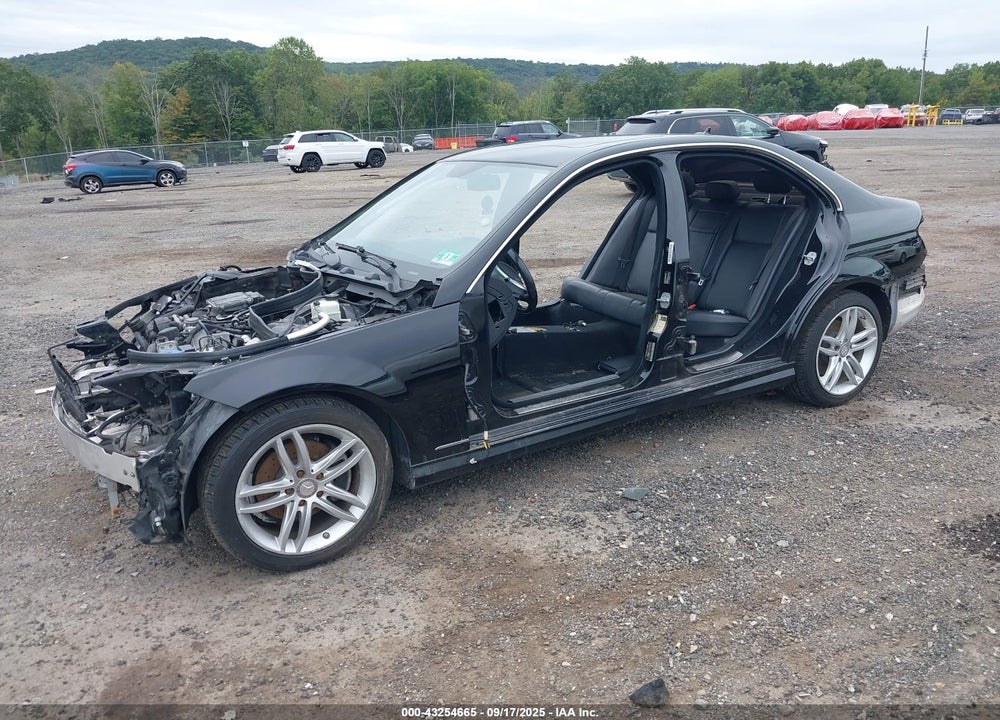 2012 MERCEDES-BENZ C CLASS VIN: WDDGF8BB0CR206869