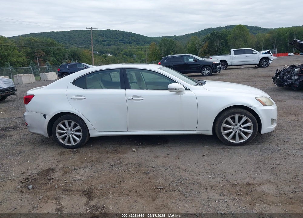 2010 LEXUS IS 250 VIN: JTHCF5C25A5036954