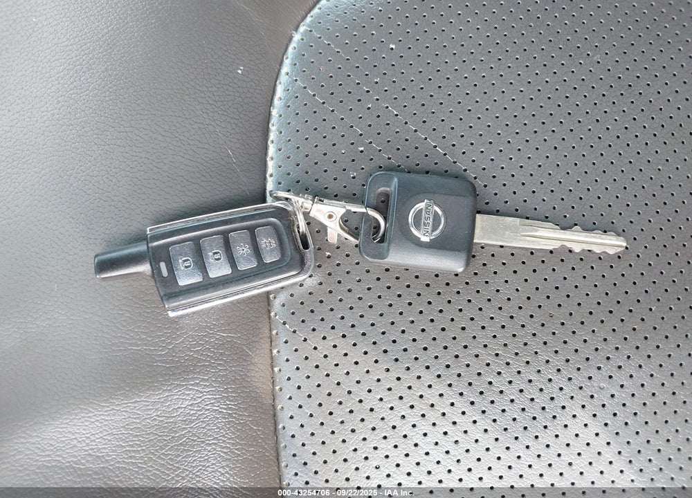 2011 NISSAN FRONTIER VIN: 1N6AD0EV6BC420082
