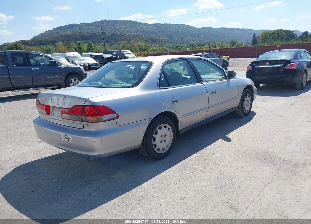 2001 HONDA ACCORD 2.3 LX VIN: 1HGCG66561A009295