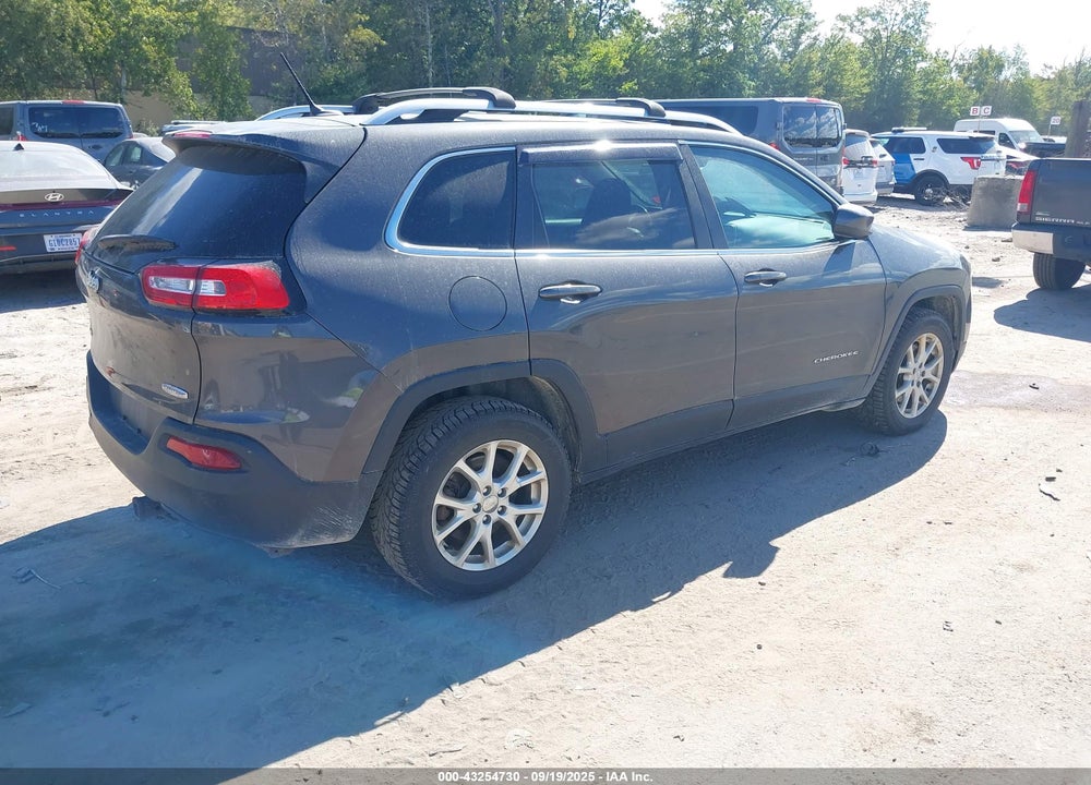 2014 JEEP CHEROKEE VIN: 1C4PJMCB5EW257479