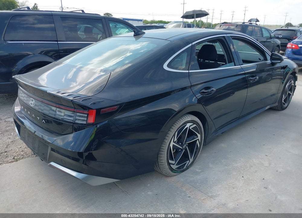 2024 HYUNDAI SONATA SEL VIN: KMHL14JA5RA360120