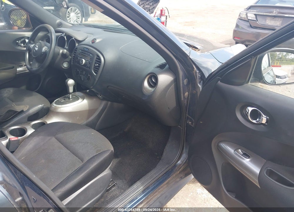 2013 NISSAN JUKE VIN: JN8AF5MR1DT211192