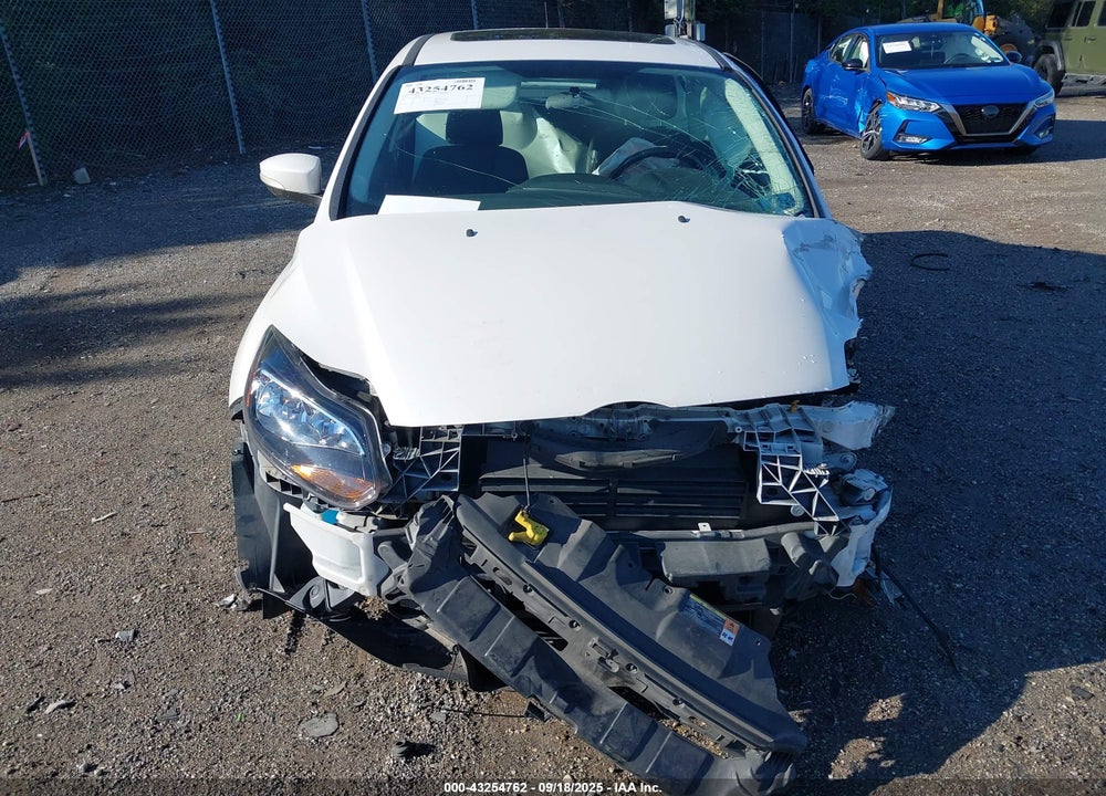 2014 FORD FOCUS VIN: 1FADP3J2XEL121192
