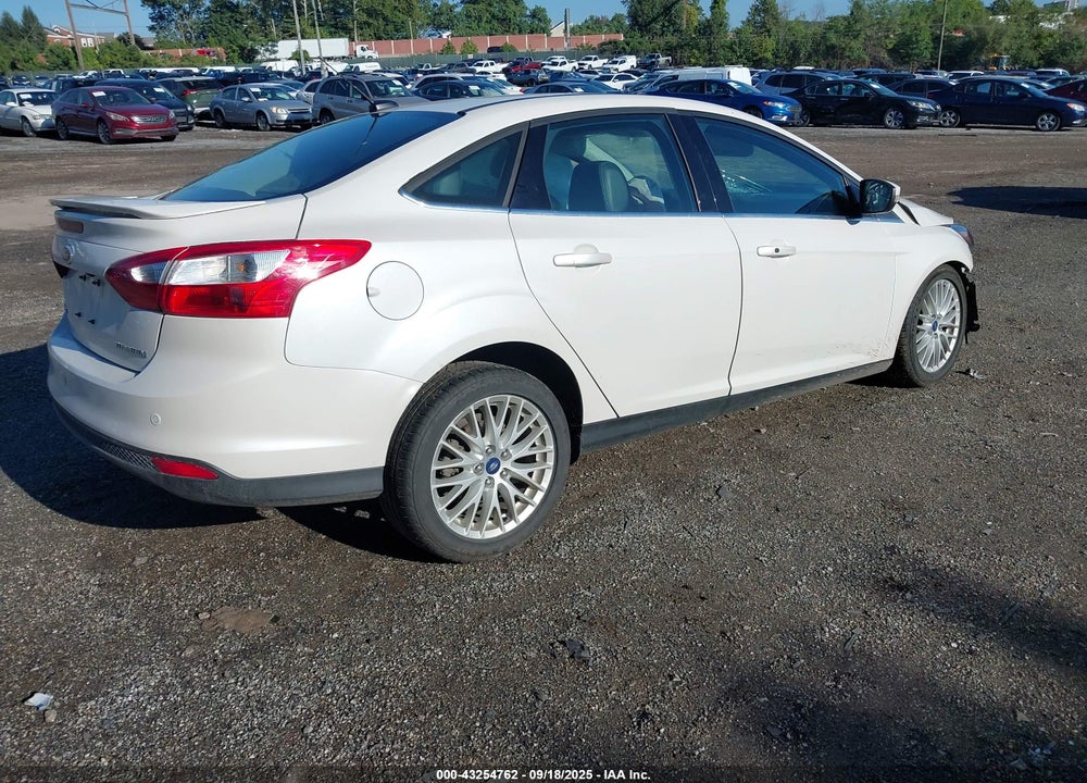 2014 FORD FOCUS VIN: 1FADP3J2XEL121192