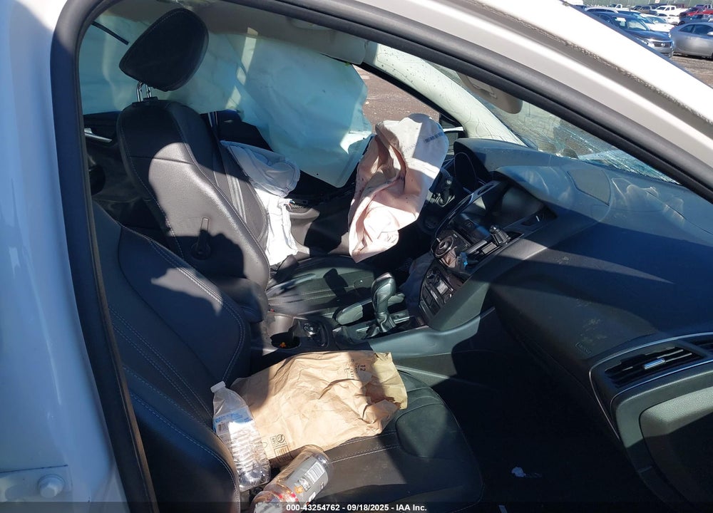 2014 FORD FOCUS VIN: 1FADP3J2XEL121192
