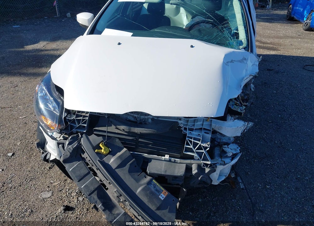 2014 FORD FOCUS VIN: 1FADP3J2XEL121192