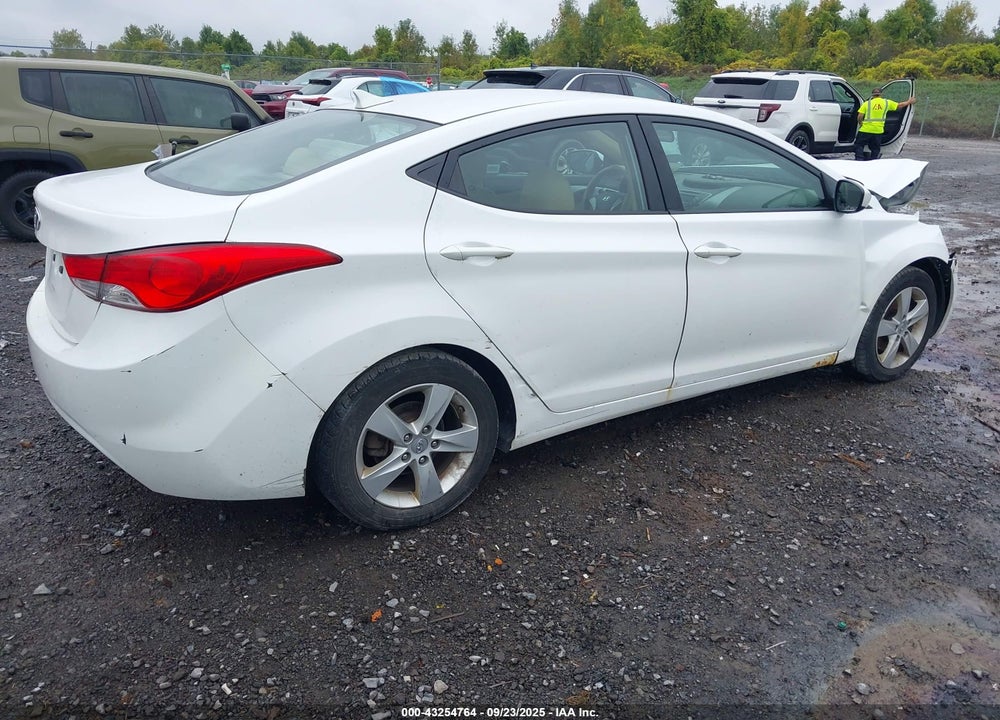 2013 HYUNDAI ELANTRA GLS VIN: 5NPDH4AE2DH255401