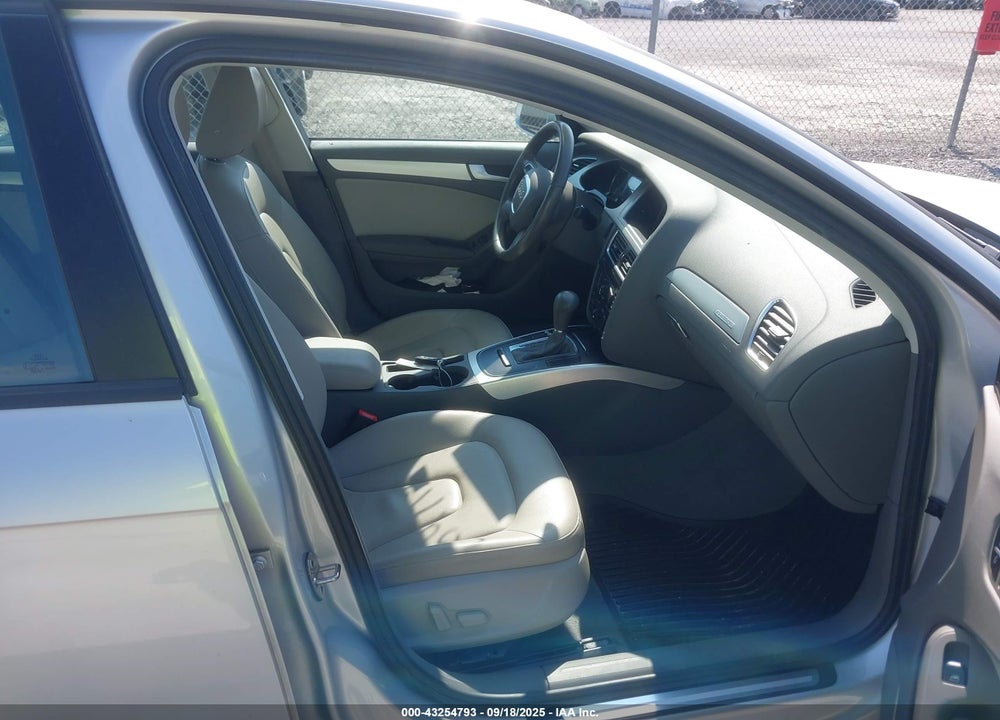 2010 AUDI A4 VIN: WAUBFAFL1AN038675