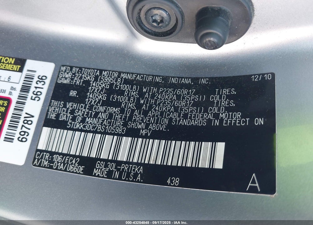 2011 TOYOTA SIENNA LE V6 VIN: 5TDKK3DC7BS105983