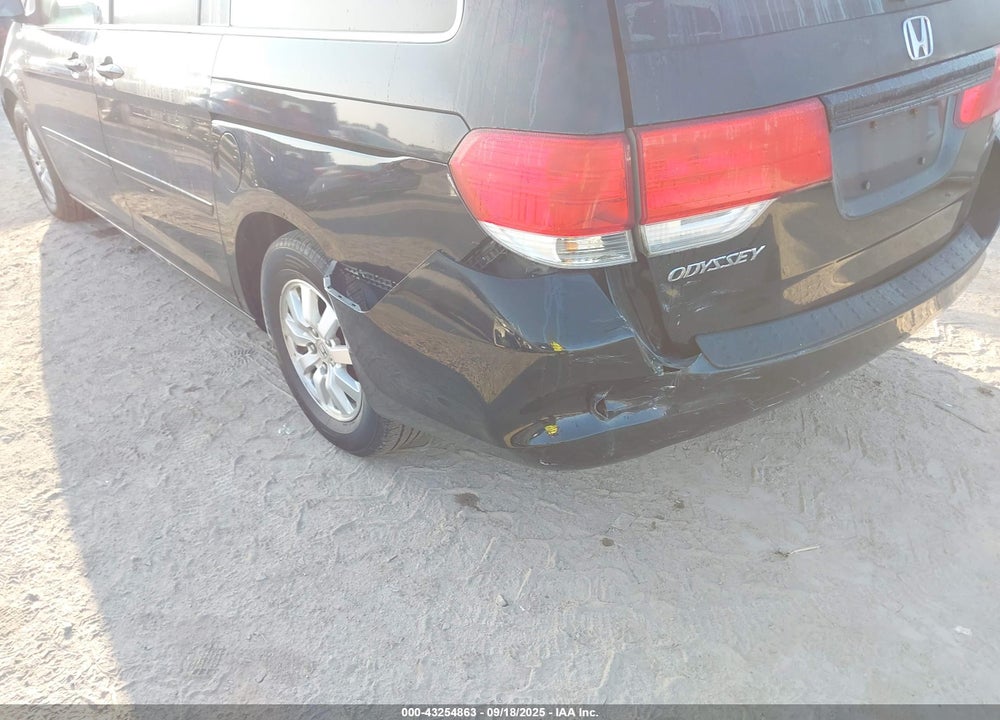 2008 HONDA ODYSSEY EX-L VIN: 5FNRL38698B039711