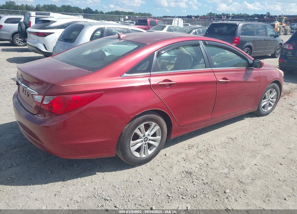 2013 HYUNDAI SONATA GLS VIN: 5NPEB4AC2DH710784