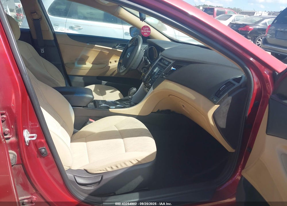 2013 HYUNDAI SONATA GLS VIN: 5NPEB4AC2DH710784