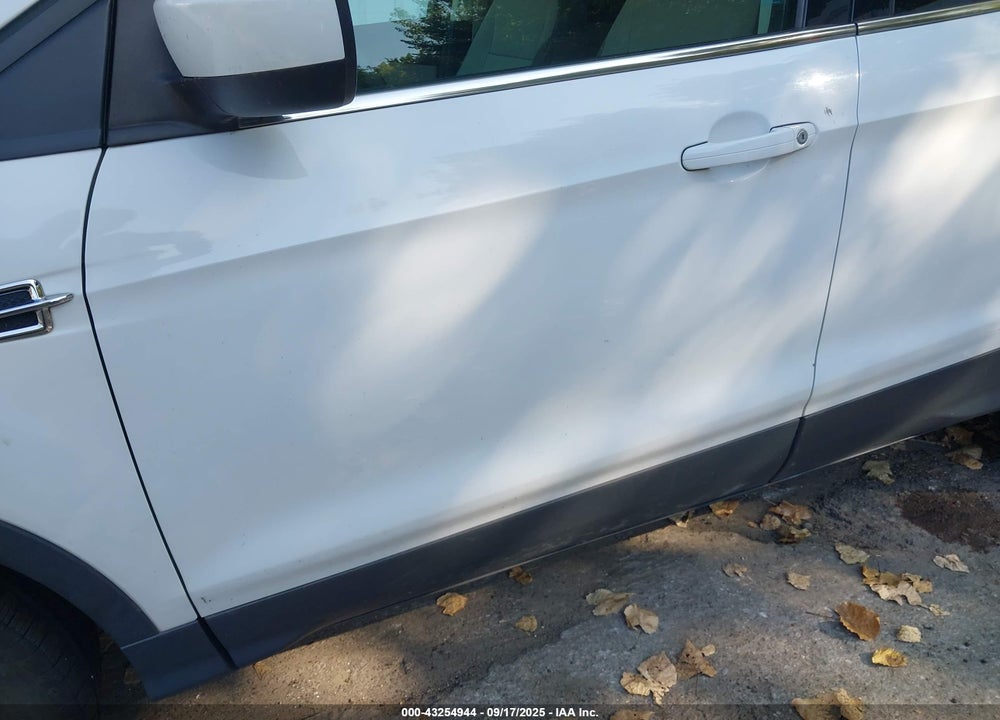 2014 FORD ESCAPE SE VIN: 1FMCU9GX9EUD95722