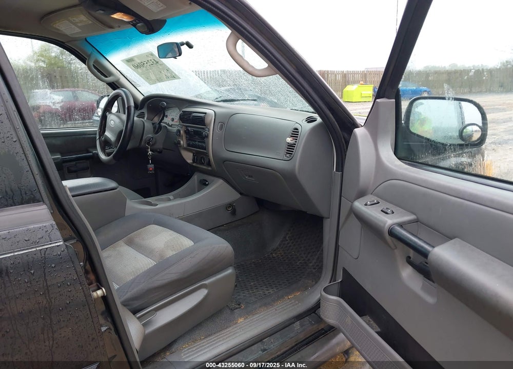 2004 FORD EXPLORER SPORT TRAC ADRENALIN/XLS/XLT VIN: 1FMZU77K94UC10781