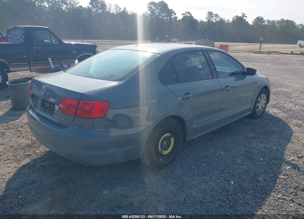 2014 VOLKSWAGEN JETTA 2.0L S VIN: 3VW2K7AJ9EM309325