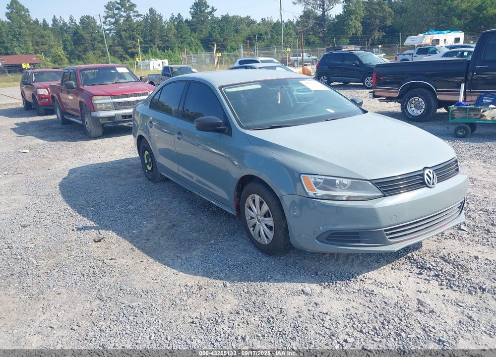 2014 VOLKSWAGEN JETTA 2.0L S VIN: 3VW2K7AJ9EM309325