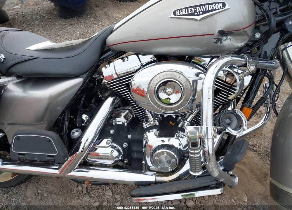 2007 HARLEY-DAVIDSON FLHRCI VIN: 1HD1FR4187Y722420