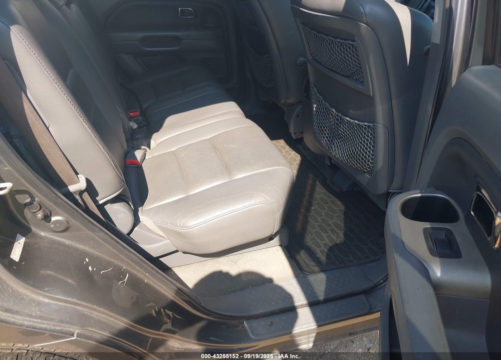 2007 HONDA PILOT EX-L VIN: 2HKYF18567H534379