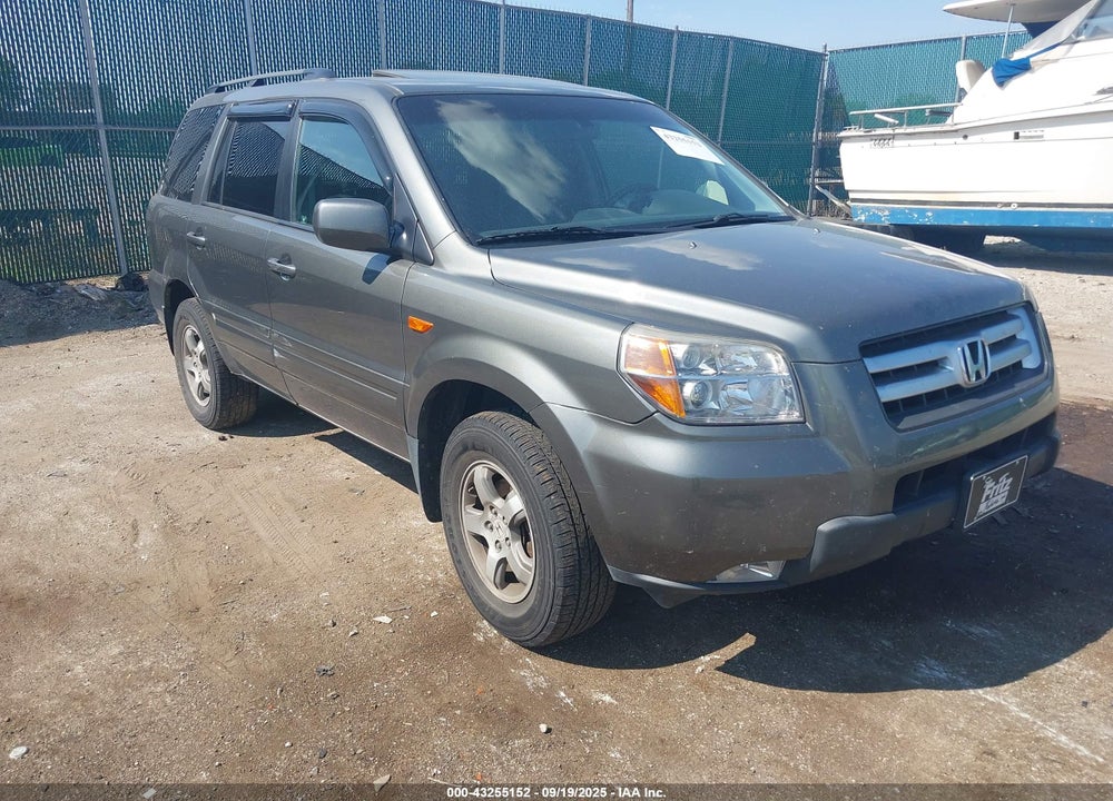 2007 HONDA PILOT EX-L VIN: 2HKYF18567H534379