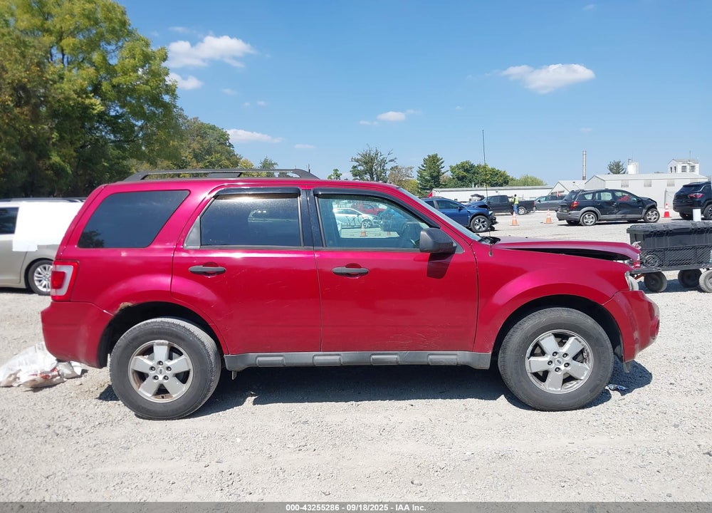 2009 FORD ESCAPE XLT VIN: 1FMCU03759KD01743