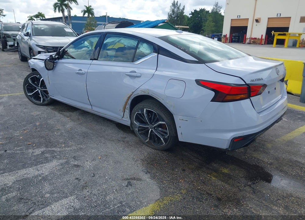 2024 NISSAN ALTIMA VIN: 1N4BL4CV3RN384425