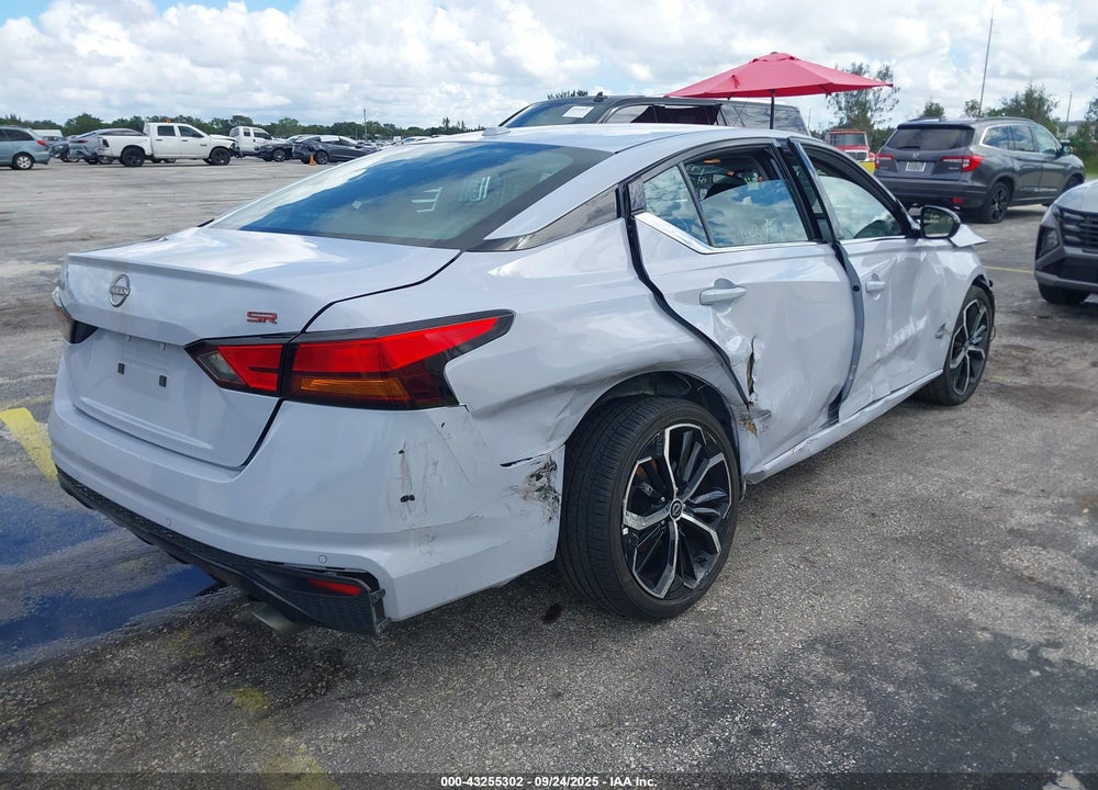 2024 NISSAN ALTIMA VIN: 1N4BL4CV3RN384425