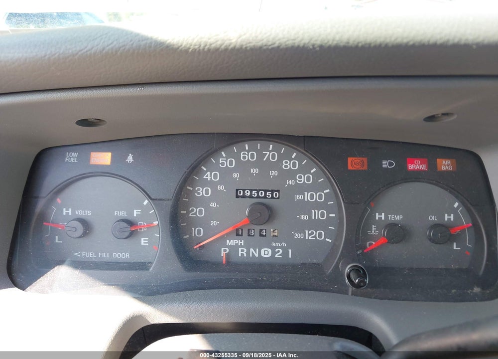 2003 MERCURY GRAND MARQUIS LS VIN: 2MEFM75W43X707160