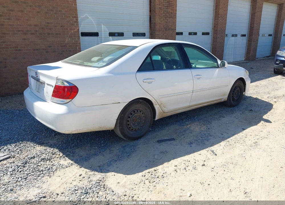 2005 TOYOTA CAMRY LE VIN: 4T1BE32K55U587611