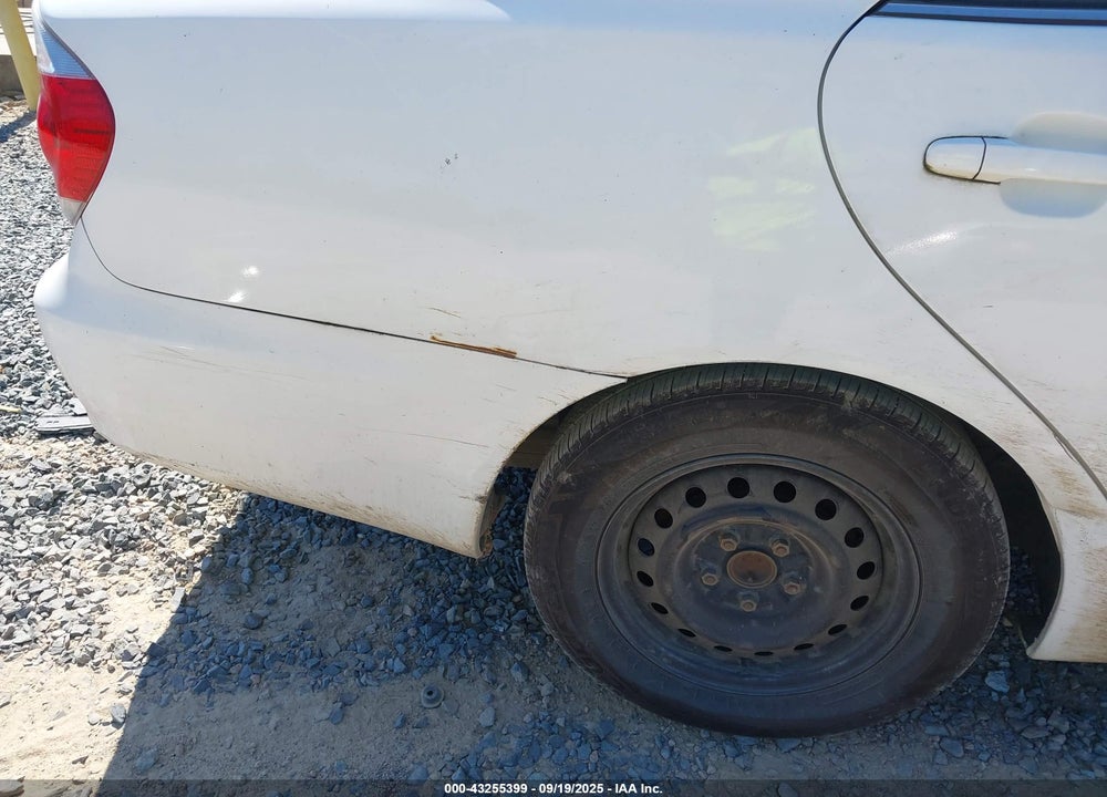 2005 TOYOTA CAMRY LE VIN: 4T1BE32K55U587611