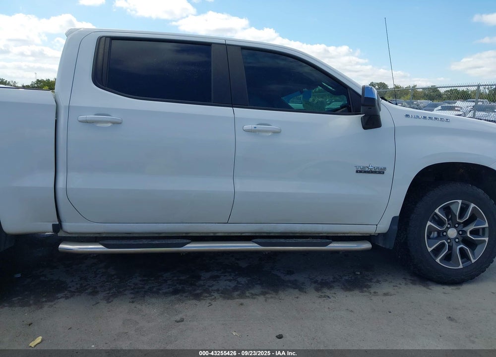 2023 CHEVROLET SILVERADO 1500 VIN: 1GCUDDE81PZ313818
