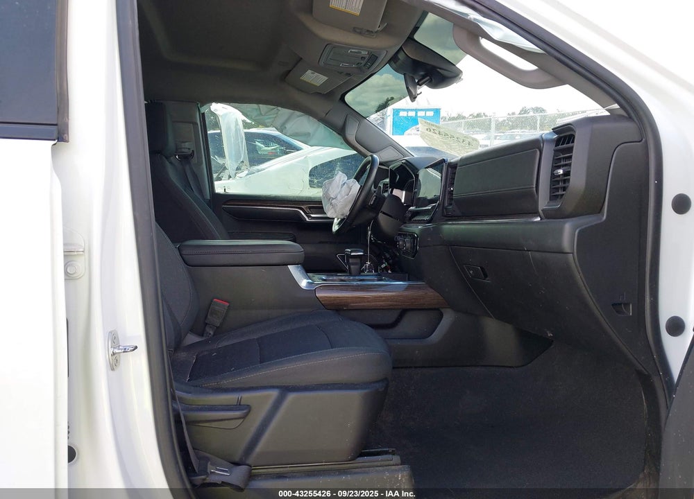 2023 CHEVROLET SILVERADO 1500 VIN: 1GCUDDE81PZ313818