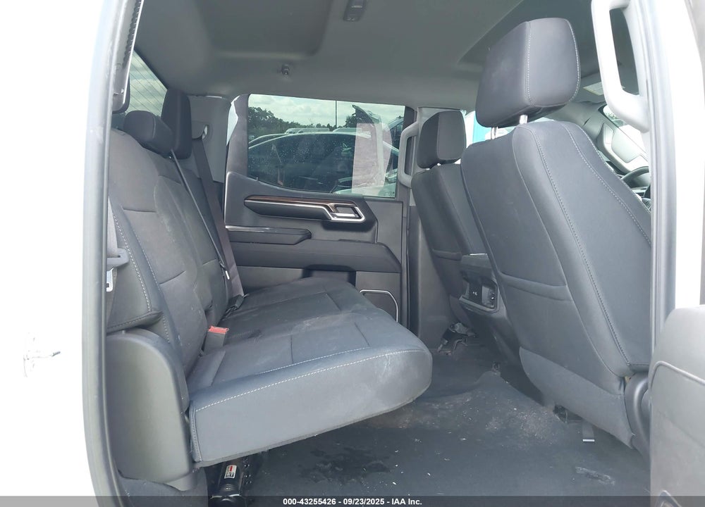 2023 CHEVROLET SILVERADO 1500 VIN: 1GCUDDE81PZ313818