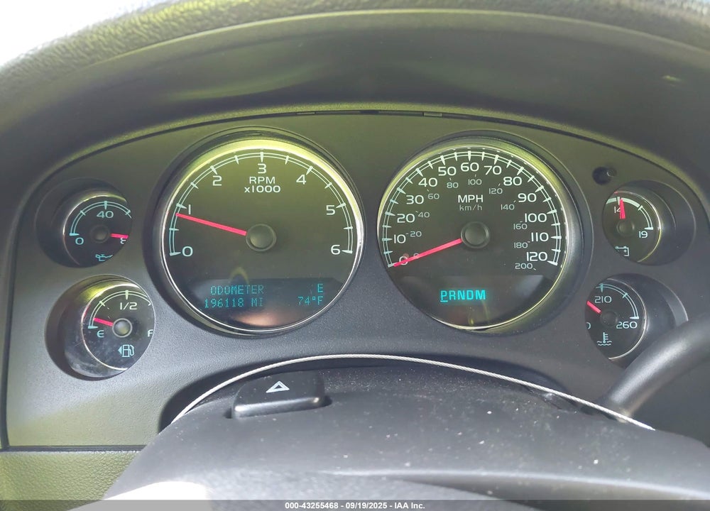2013 CHEVROLET SUBURBAN 1500 LTZ VIN: 1GNSKKE73DR178224
