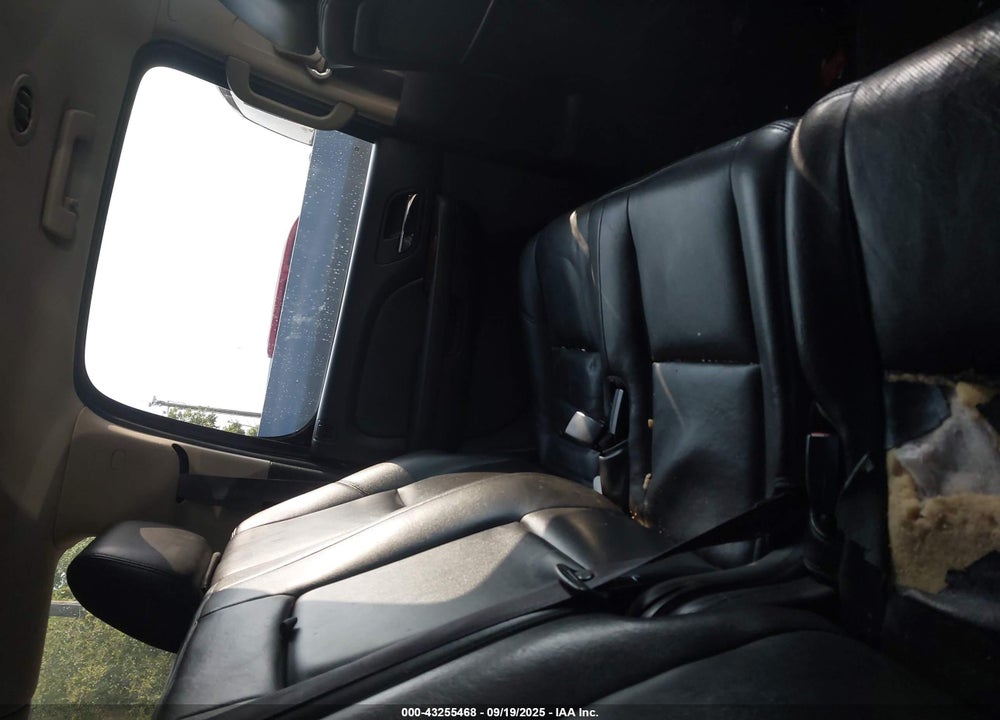 2013 CHEVROLET SUBURBAN 1500 LTZ VIN: 1GNSKKE73DR178224