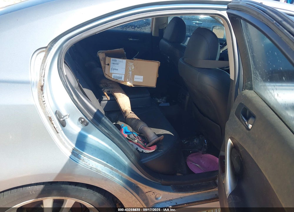 2007 LEXUS IS 250 VIN: JTHBK262275037800