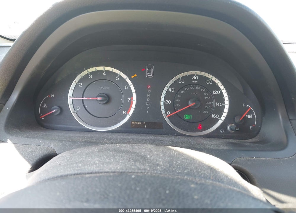 2011 HONDA ACCORD VIN: 1HGCP3F87BA004911