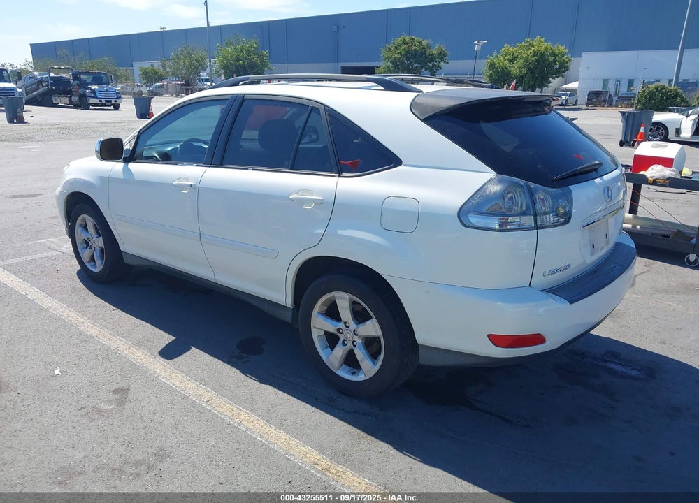 2005 LEXUS RX 330 VIN: JTJGA31U450046269