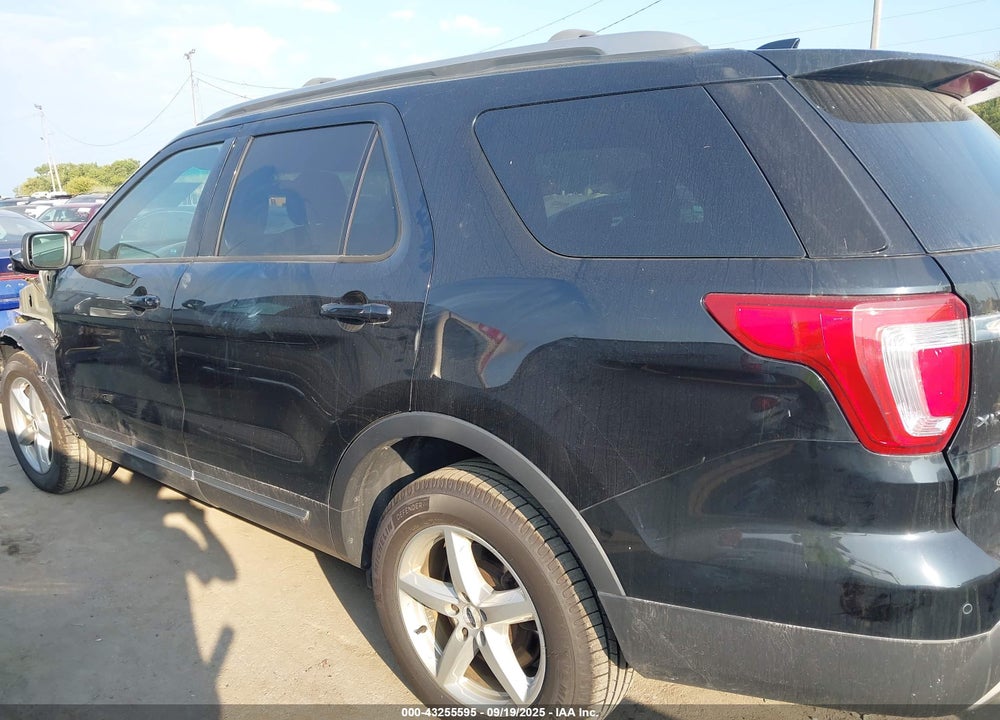 2017 FORD EXPLORER VIN: 1FM5K8D85HGA32424