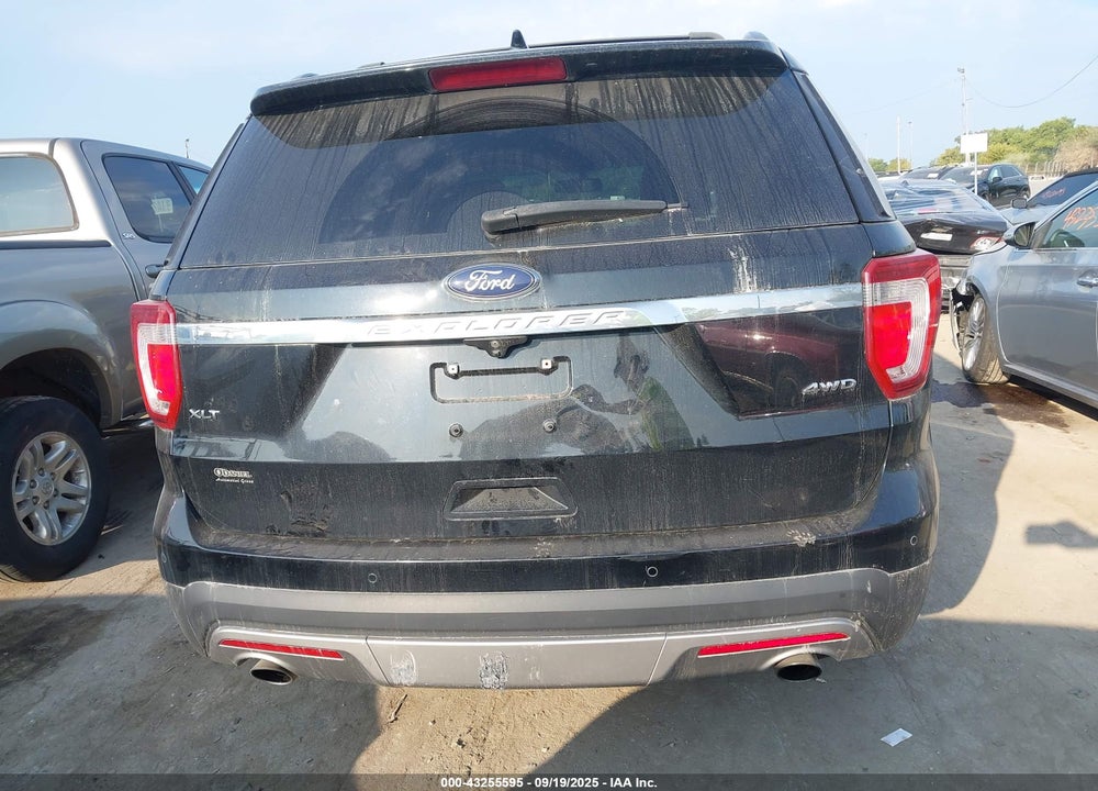 2017 FORD EXPLORER VIN: 1FM5K8D85HGA32424