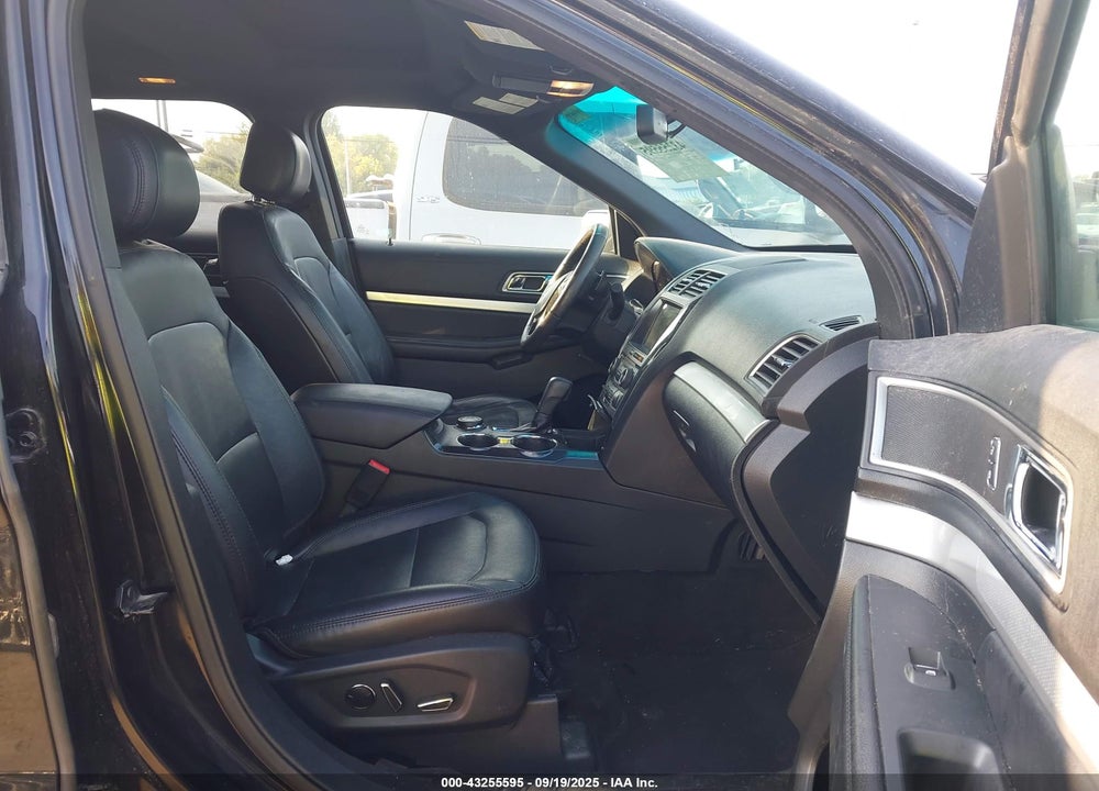 2017 FORD EXPLORER VIN: 1FM5K8D85HGA32424