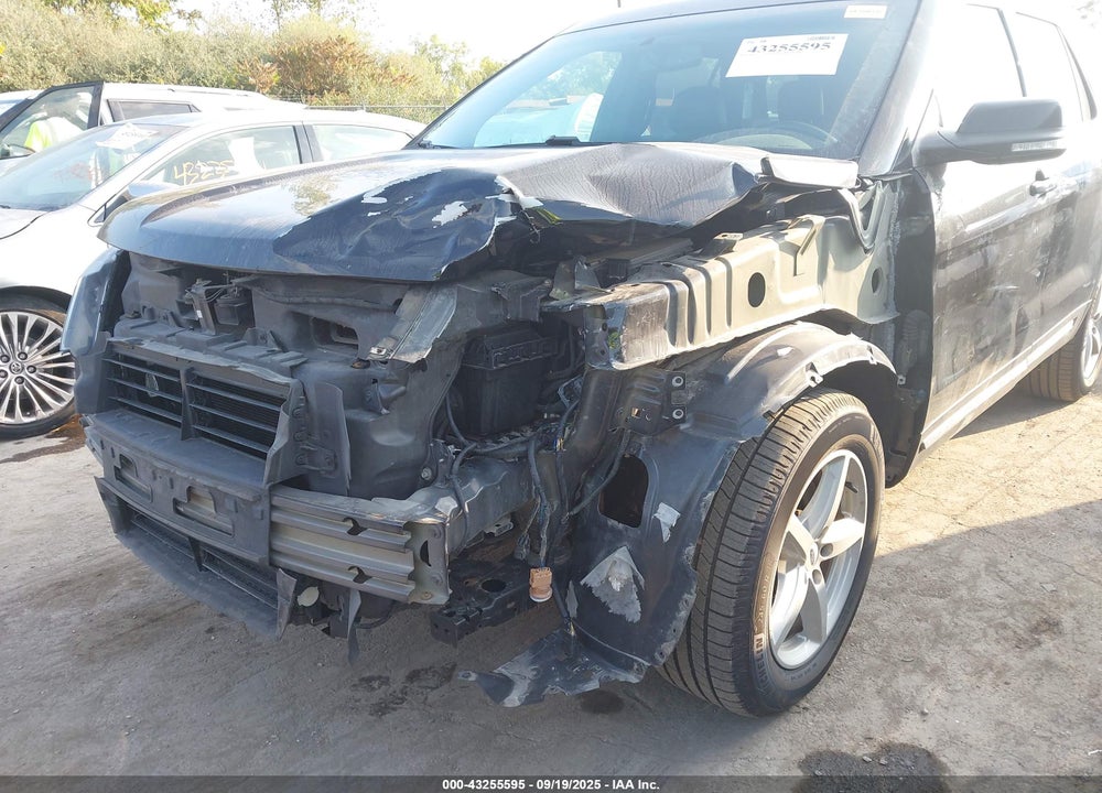 2017 FORD EXPLORER VIN: 1FM5K8D85HGA32424