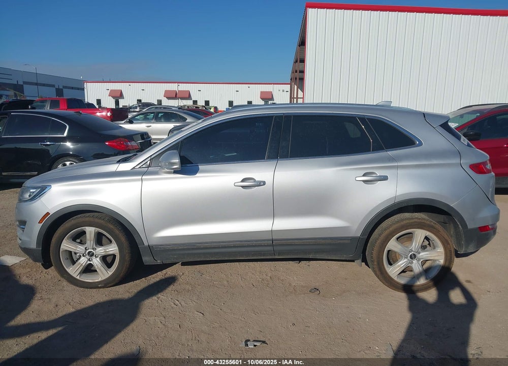 2017 LINCOLN MKC PREMIERE VIN: 5LMCJ1D95HUL40251