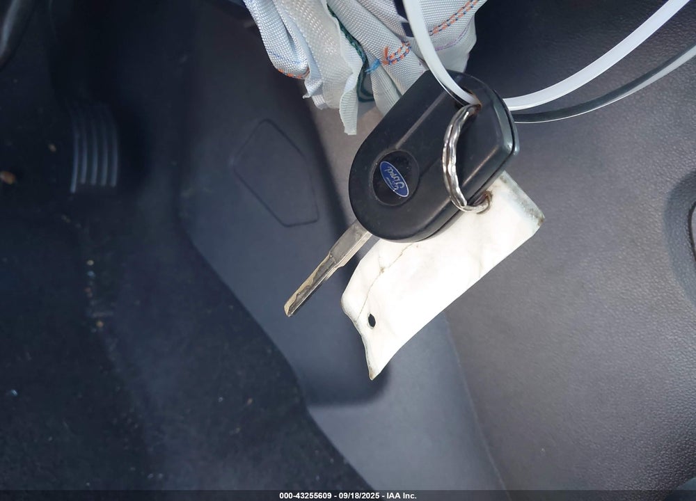 2017 FORD ESCAPE VIN: 1FMCU0F78HUE02385