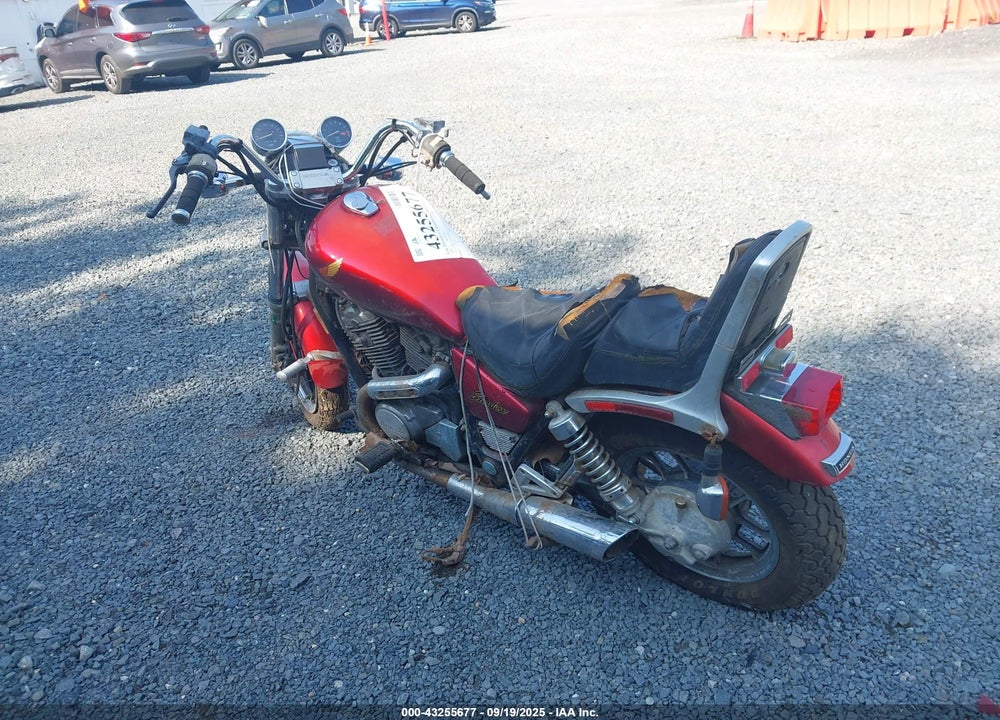 1985 HONDA VT700 C VIN: JH2RC190XFM101403