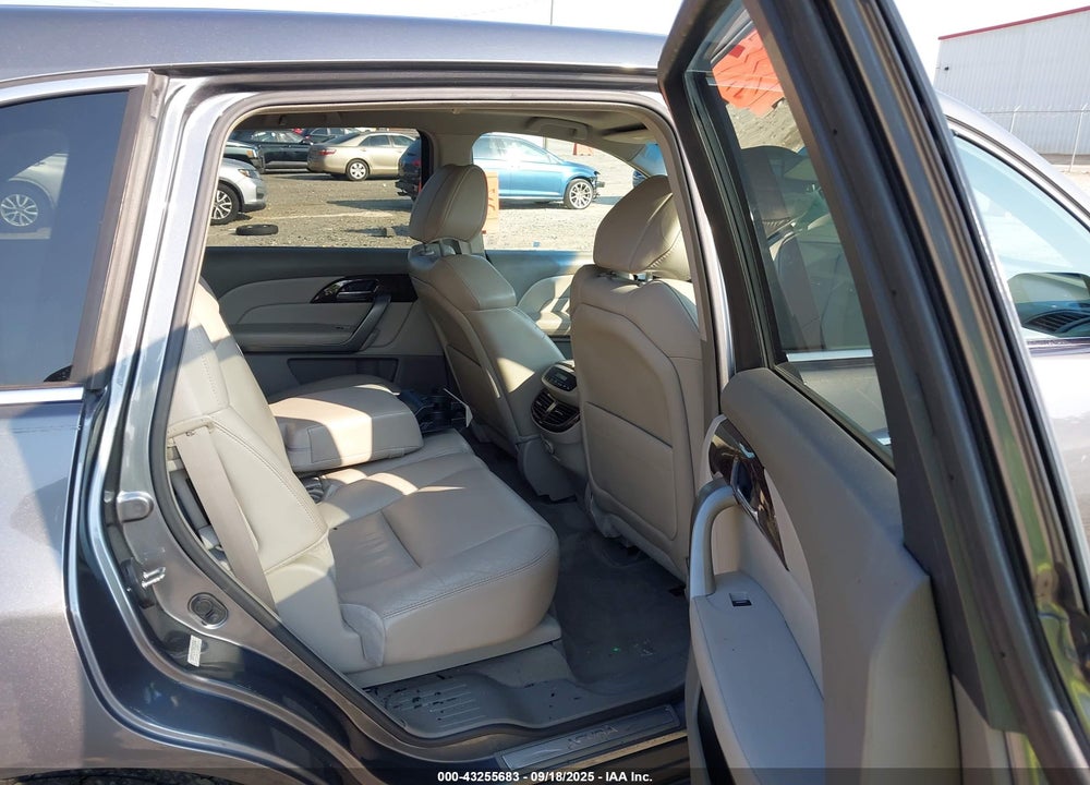 2011 ACURA MDX VIN: 2HNYD2H27BH538048